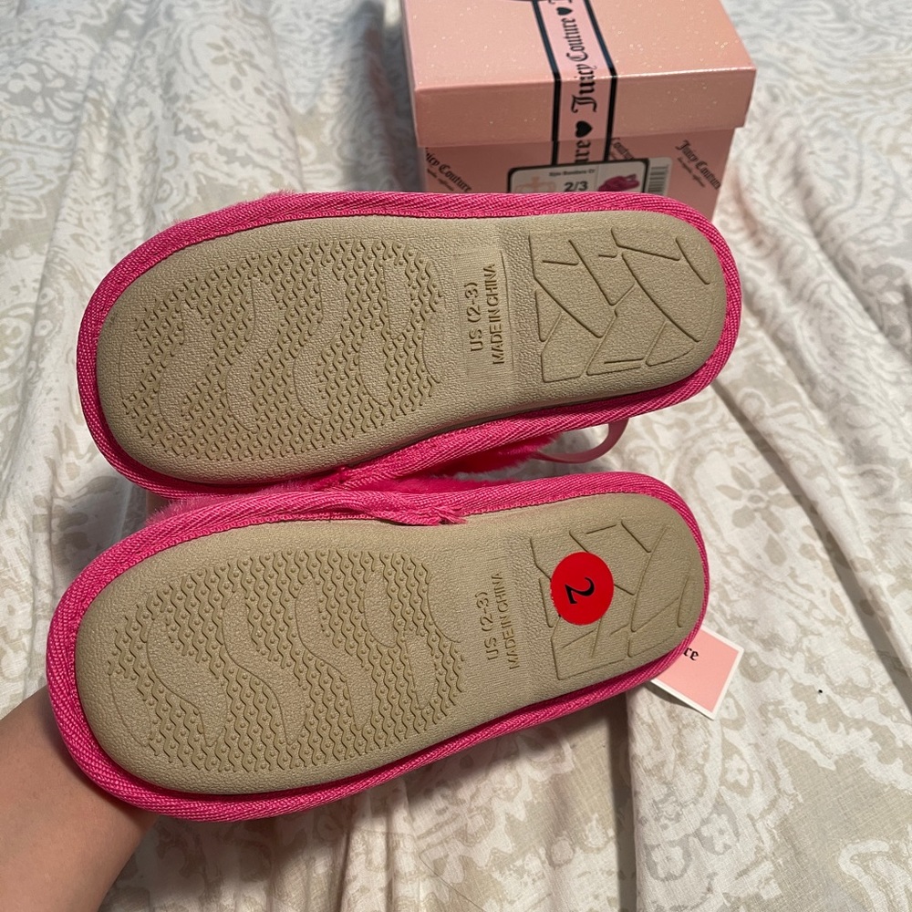 Girls juicy couture slippers 2/3 - Picture 3 of 8